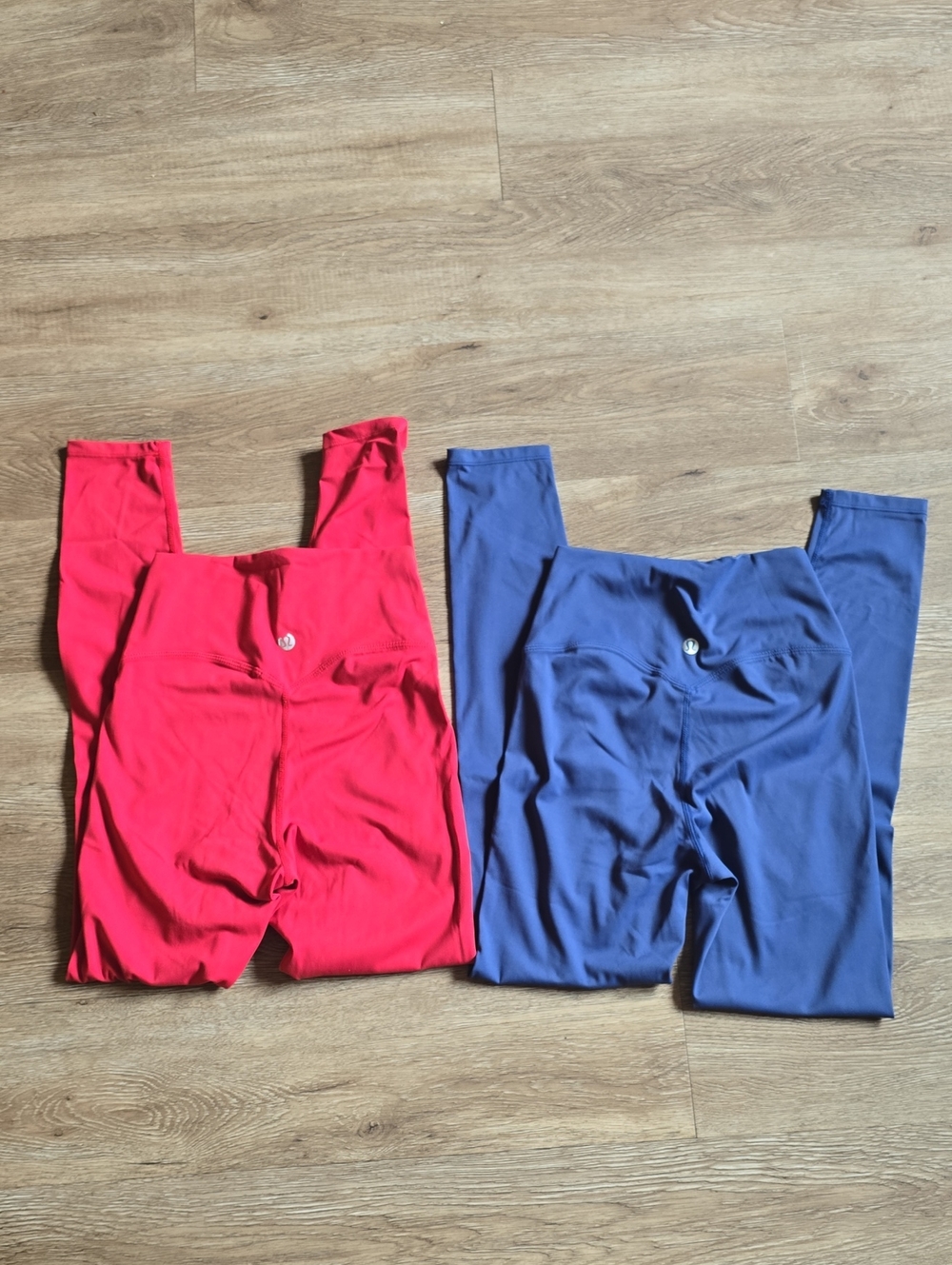 2 lululemon athletica Leggings in Red & Periwinkle Blue